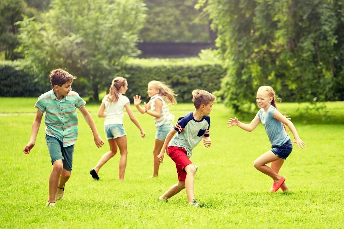 A mother cautioned parents about the 'playdate pipeline' and sparked an intriguing discussion.